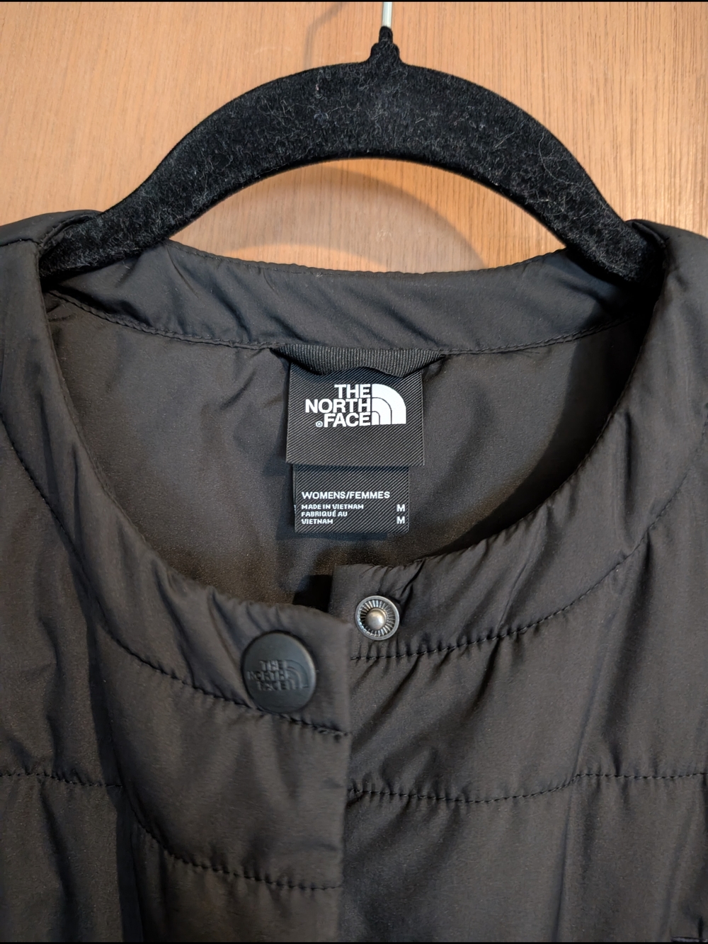 The North Face Women's Black Quilted Jacket - Picture 2 of 3